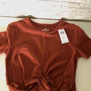 Must-Have Crop Twist-Front T-Shirt